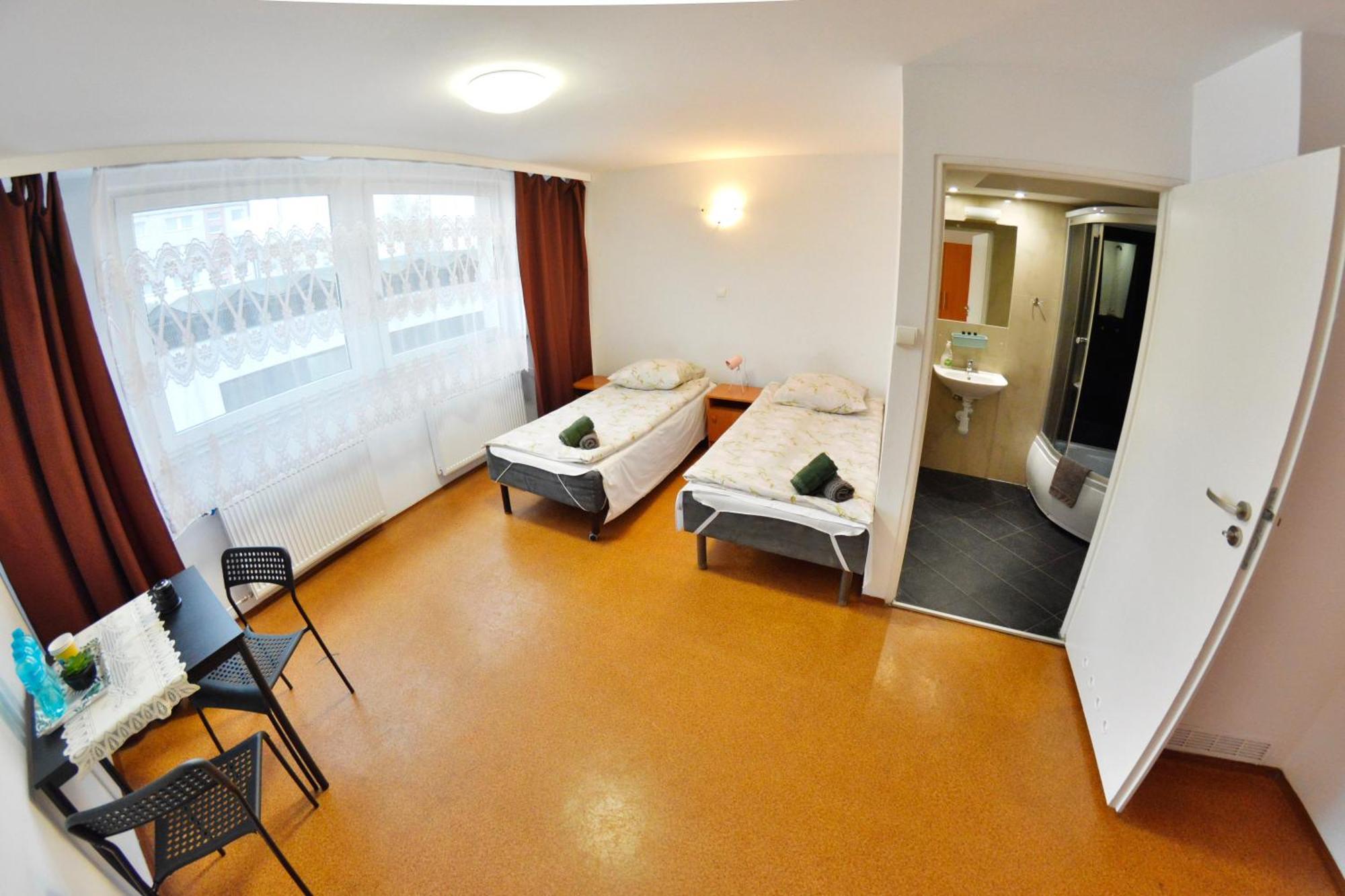 Twoj Hostel Bytom Bagian luar foto