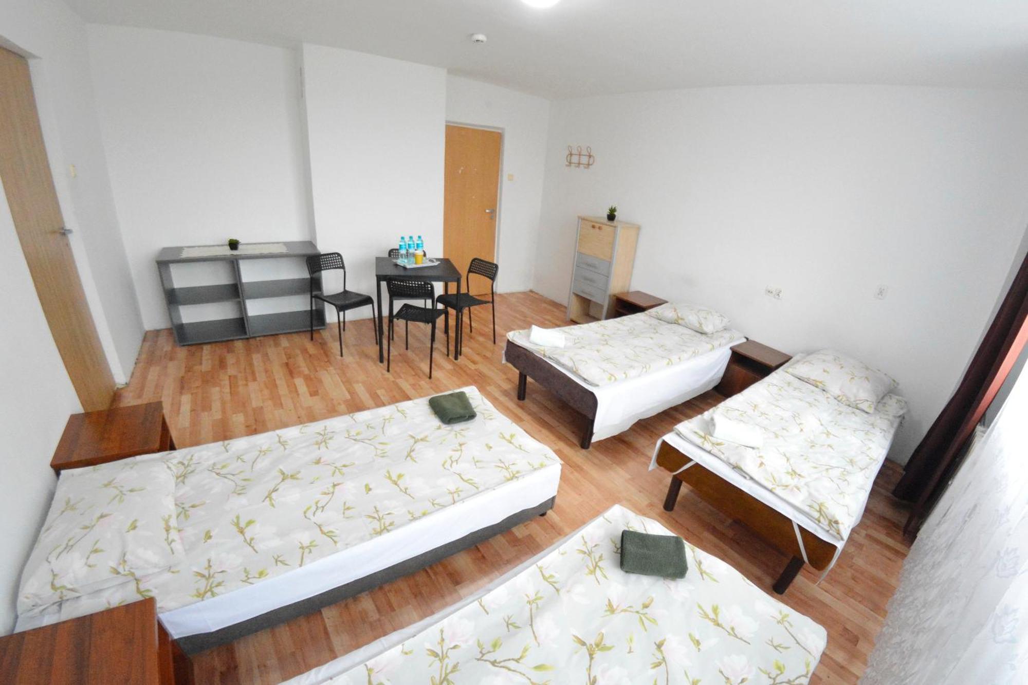 Twoj Hostel Bytom Bagian luar foto